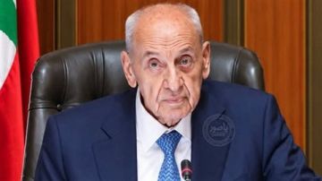 الرئيس بري لسليم عون غاضبا: بطلعك من الجلسة كل ساعة بتفز! الرئيس بري لسليم عون غاضبا: بطلعك من الجلسة كل ساعة بتفز!