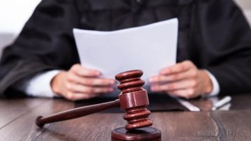 المساعدون القضائيون: نعلن الاعتكاف والتوقف عن العمل المساعدون القضائيون: نعلن الاعتكاف والتوقف عن العمل
