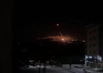 قصف مدفعي إسرائيلي يستهدف اطراف ميفدون ومحيط علي الطاهر وتمشيط في زوطر الشرقية قصف مدفعي إسرائيلي يستهدف اطراف ميفدون ومحيط علي الطاهر وتمشيط في زوطر الشرقية