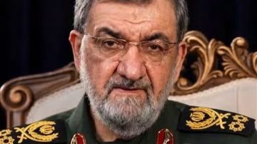 اللواء محسن رضائي: لبنان سيستعيد عافيته وينهض من جديد اللواء محسن رضائي: لبنان سيستعيد عافيته وينهض من جديد