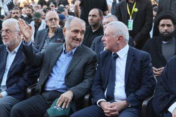 عندما يكون الوفاء والحضور موقفا عندما يكون الوفاء والحضور موقفا
