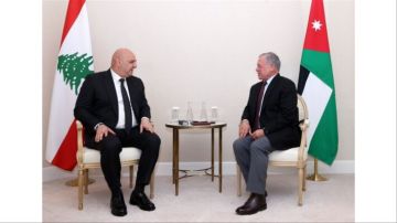 الرئيس عون التقى الملك الأردني في باريس وشكر له مساعيه لعقد مؤتمر دعم الجيش الرئيس عون التقى الملك الأردني في باريس وشكر له مساعيه لعقد مؤتمر دعم الجيش