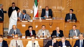 حكومات استقالت ووزراء استبدلوا... بلا حجب ثقة حكومات استقالت ووزراء استبدلوا... بلا حجب ثقة