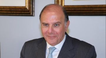 سعيد: لا أعتقد أن قانون الفجوة المالية سيصدر قبل 6 إلى 8 أشهر وأنا ضد بيع الذهب من دون إطار محدد سعيد: لا أعتقد أن قانون الفجوة المالية سيصدر قبل 6 إلى 8 أشهر وأنا ضد بيع الذهب من دون إطار محدد