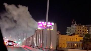 بالفيديو: حريق داخل مطعم على أوتوستراد أنطلياس بالفيديو: حريق داخل مطعم على أوتوستراد أنطلياس
