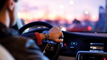 القيادة في لبنان: فن وأخلاق و موت القيادة في لبنان: فن وأخلاق و موت