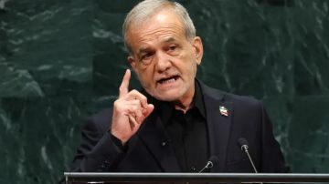بزشكيان: نحن ضحية لـالإرهاب... وإسرائيل تقتلنا بزشكيان: نحن ضحية لـالإرهاب... وإسرائيل تقتلنا