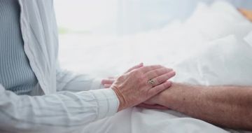 الياس يخوض معركتين... وعمليته مؤجلة الياس يخوض معركتين... وعمليته مؤجلة