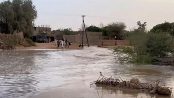 أمطار غزيرة وسيول... والسكان محاصرون! أمطار غزيرة وسيول... والسكان محاصرون!