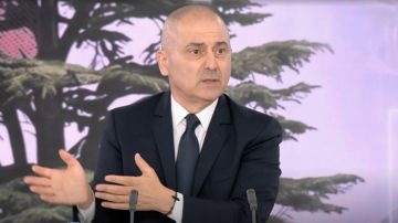 محفوض: الحكومة مطالبة بانتزاع شفرة الميليشيا محفوض: الحكومة مطالبة بانتزاع شفرة الميليشيا