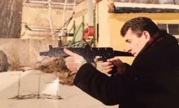 بعد 18 عاما كشف تفاصيل اغتيال إسرائيل لأحد أبرز مساعدي بشار الأسد بعد 18 عاما كشف تفاصيل اغتيال إسرائيل لأحد أبرز مساعدي بشار الأسد