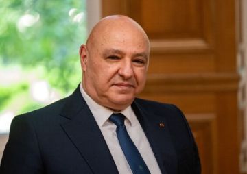 الرئيس عون هنأ أمن الدولة بعيده: دوره جزء لا يتجزأ من مشروع بناء دولة القانون والمؤسسات الرئيس عون هنأ أمن الدولة بعيده: دوره جزء لا يتجزأ من مشروع بناء دولة القانون والمؤسسات