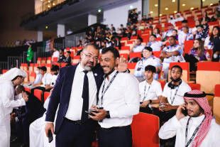 وسام أبي نادر يهنّئ فؤاد درويش