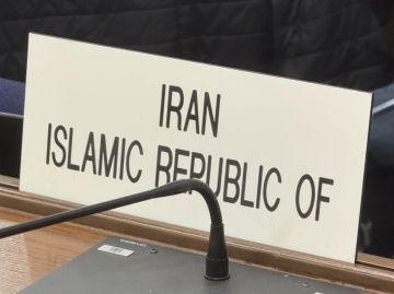 إيران ترفع ملف الإرهاب الاقتصادي الأميركي إلى منظمة الأمم المتحدة إيران ترفع ملف الإرهاب الاقتصادي الأميركي إلى منظمة الأمم المتحدة