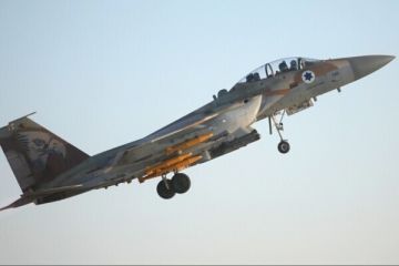 الجيش الإسرائيلي: اعترضنا مسيرة أطلقها حزب الله باتجاه قواتنا في المنطقة الأمنية ونهاجم في جنوب لبنان ردا على ذلك الجيش الإسرائيلي: اعترضنا مسيرة أطلقها حزب الله باتجاه قواتنا في المنطقة الأمنية ونهاجم في جنوب لبنان ردا على ذلك