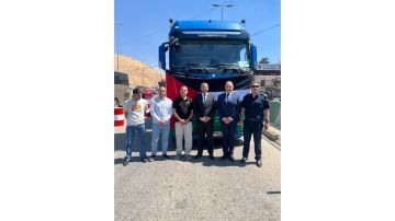 وصول دفعة جديدة من حملة المساعدات الإغاثية الأردنية وصول دفعة جديدة من حملة المساعدات الإغاثية الأردنية