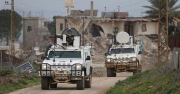 i24NEWS نقلا عن مسؤول أوروبي: نشر قوة دولية في جنوب لبنان يبدو هدفا بعيد المنال i24NEWS نقلا عن مسؤول أوروبي: نشر قوة دولية في جنوب لبنان يبدو هدفا بعيد المنال