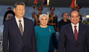 شي يدعو إلى رفض التدخل الخارجي في الشرق الأوسط