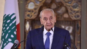 بري.. سيد النكتة السياسية في إدارة الأزمات بري.. سيد النكتة السياسية في إدارة الأزمات