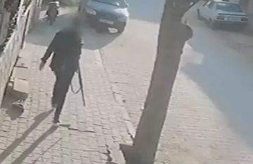تركيا.. مقتل شخص وإصابة العشرات في هجوم مسلح بمدرسة تركيا.. مقتل شخص وإصابة العشرات في هجوم مسلح بمدرسة