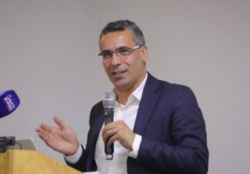 هاني يتوجه إلى العراق في زيارة سريعة للبحث في تصدير التفاح اللبناني هاني يتوجه إلى العراق في زيارة سريعة للبحث في تصدير التفاح اللبناني