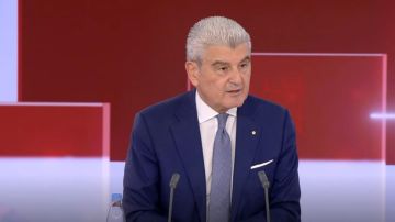 بالفيديو... عيسى الخوري لـMTV: الصدي لن يستقيل بالفيديو... عيسى الخوري لـMTV: الصدي لن يستقيل