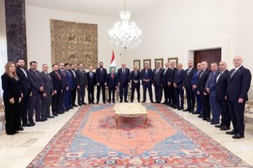 الرئيس عون استقبل وفدا وزاريا سوريا: الزيارة مؤشر على صحة العلاقة بين البلدين الرئيس عون استقبل وفدا وزاريا سوريا: الزيارة مؤشر على صحة العلاقة بين البلدين