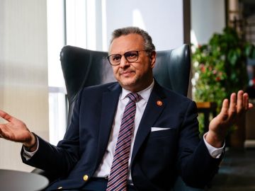 مسعد بولس بالفيديو: نثق بعون وسلام مسعد بولس بالفيديو: نثق بعون وسلام