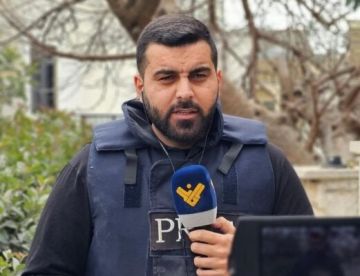 إصابة مراسل قناة المنار علي شبيب ومصور كان يرافقه جراء غارة على النبطية إصابة مراسل قناة المنار علي شبيب ومصور كان يرافقه جراء غارة على النبطية