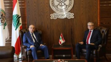 وزير الدفاع استقبل سفيري صربيا وألمانيا وزير الدفاع استقبل سفيري صربيا وألمانيا