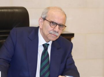 سلام: الاعتداءات الإسرائيلية لن تثني الحكومة عن التمسك بدعم عودة أهالي النبطية وصمودهم سلام: الاعتداءات الإسرائيلية لن تثني الحكومة عن التمسك بدعم عودة أهالي النبطية وصمودهم