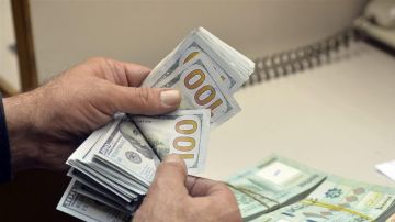 رفع الرواتب يصطدم بجدار انتاجية الاقتصاد رفع الرواتب يصطدم بجدار انتاجية الاقتصاد
