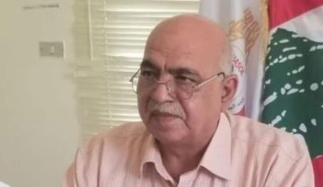 رئيس نقابة عمال المخابز طالب بالتراجع عن قرار رفع سعر ربطة الخبز رئيس نقابة عمال المخابز طالب بالتراجع عن قرار رفع سعر ربطة الخبز