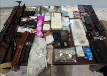 بالصورة: كمية كبيرة من المخدرات... وأسلحة وذخائر! بالصورة: كمية كبيرة من المخدرات... وأسلحة وذخائر!