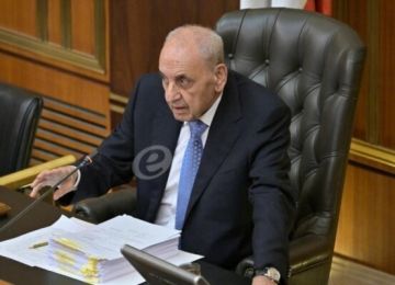 بري دعا اللجان النيابية إلى جلسة مشتركة الأربعاء المقبل لدرس مشاريع قوانين بري دعا اللجان النيابية إلى جلسة مشتركة الأربعاء المقبل لدرس مشاريع قوانين