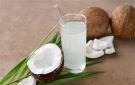 ماء جوز الهند أم مشروبات الطاقة؟ هذا الأفضل لجسمك