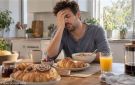لماذا تشعر بالخمول بعد الإفطار؟ - lb