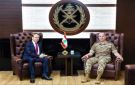 قائد الجيش التقى السفير الفرنسي وكبير مستشاري وزارة الدفاع البريطانية وبحثا معهما التطورات في لبنان والمنطقة