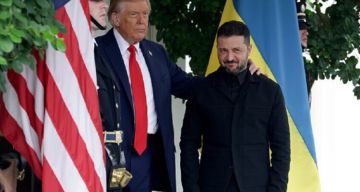 أحدهم كان في طريقه لدولة عربية.. القبض على اثنين من عصابة متحف اللوفر أحدهم كان في طريقه لدولة عربية.. القبض على اثنين من عصابة متحف اللوفر