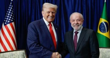 وصول سفينة حربية أميركية إلى ترينيداد وتوباغو قرب سواحل فنزويلا وصول سفينة حربية أميركية إلى ترينيداد وتوباغو قرب سواحل فنزويلا