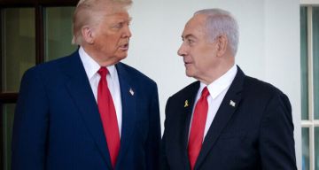 ترامب يعلن رؤيته بشأن محمود عباس ويطلق تصريحا مفاجئا بشأن مروان البرغوثي ترامب يعلن رؤيته بشأن محمود عباس ويطلق تصريحا مفاجئا بشأن مروان البرغوثي
