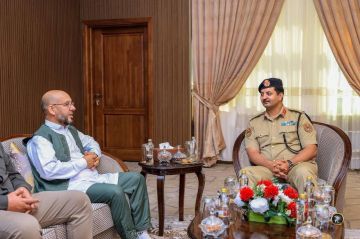 خالد حفتر يبحث مع قيادات مصراتة تشكيل قوة مشتركة لمكافحة الإرهاب والهجرة غير الشرعية خالد حفتر يبحث مع قيادات مصراتة تشكيل قوة مشتركة لمكافحة الإرهاب والهجرة غير الشرعية