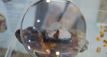 الصين تختبر روبوتا لاستخراج المعادن من قاع المحيطات الصين تختبر روبوتا لاستخراج المعادن من قاع المحيطات