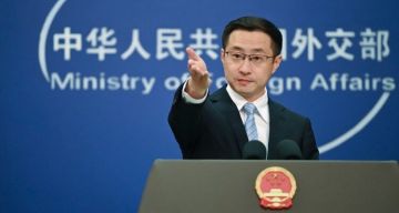 مادورو يوجه نداء عاجلا للشعب الأمريكي وسط تصعيد عسكري غير مسبوق مادورو يوجه نداء عاجلا للشعب الأمريكي وسط تصعيد عسكري غير مسبوق