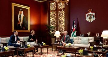 الشرع: دمشق باتت في مكانة رفيعة وعززت علاقاتها الدولية بعد التحرير الشرع: دمشق باتت في مكانة رفيعة وعززت علاقاتها الدولية بعد التحرير