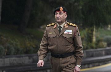 مصدر دبلوماسي: فرنسيان بين ضحايا طائرة رئيس الأركان الليبي المحطمة قرب أنقرة مصدر دبلوماسي: فرنسيان بين ضحايا طائرة رئيس الأركان الليبي المحطمة قرب أنقرة