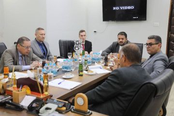 السفير الروسي يبحث مع مركز الرقابة على الأغذية آليات توريد المنتجات الروسية إلى ليبيا