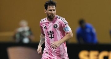 نجم ليفربول السابق يدعم محمد صلاح ويطالب بمنحه دورا قياديا في 