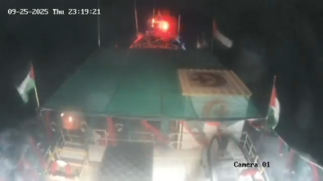 خاص لـ RT: سفينة عمر المختار الليبية لكسر الحصار عن غزة تقترب من جزيرة كريت