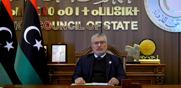 توقف الاستفتاء على الدستور الليبي.. مفوضية الانتخابات تكشف الأسباب ومجلس الدولة يتهمها بالتعطيل توقف الاستفتاء على الدستور الليبي.. مفوضية الانتخابات تكشف الأسباب ومجلس الدولة يتهمها بالتعطيل